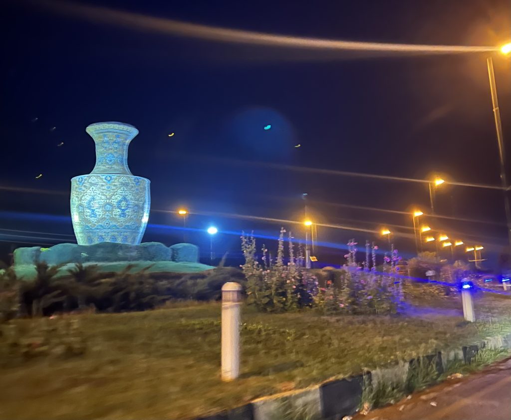 نطنز